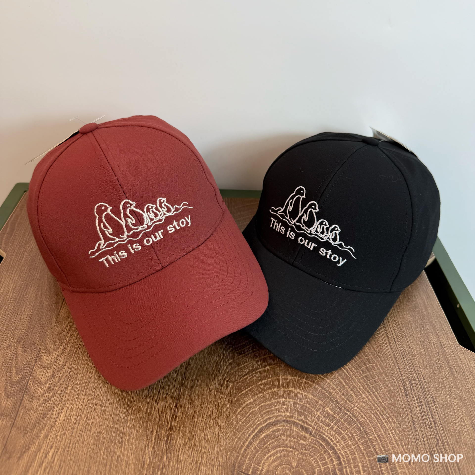 Sombrero de mujer pingüino bordado sombrero de béisbol duro coreano para hombres y mujeres de alta calidad de moda versátil sombrero de lengua de pato