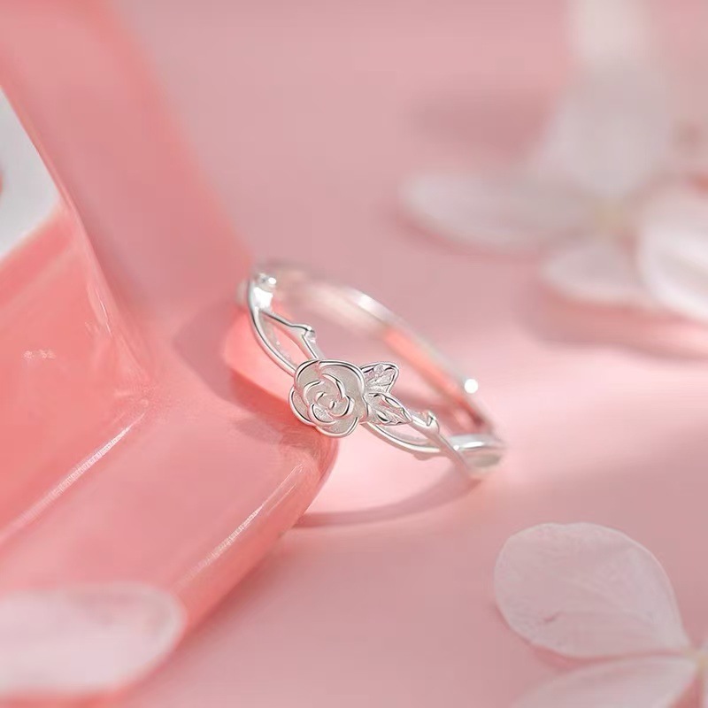 Set di anelli impilabili minimalisti con zirconi per donna_voghion.com