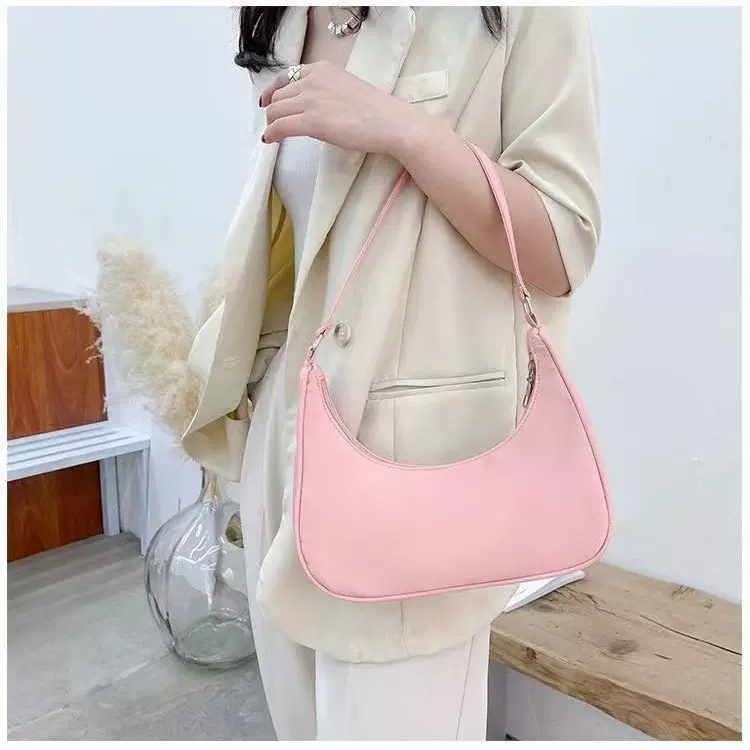 韩版尼龙腋下包包女2024新款潮饺子包高级感纯色单肩包轻便小挎包