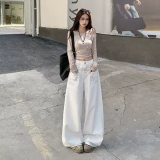 白色简约刺绣设计感小众阔腿裤冬季新款高腰宽松显瘦垂坠感牛仔裤