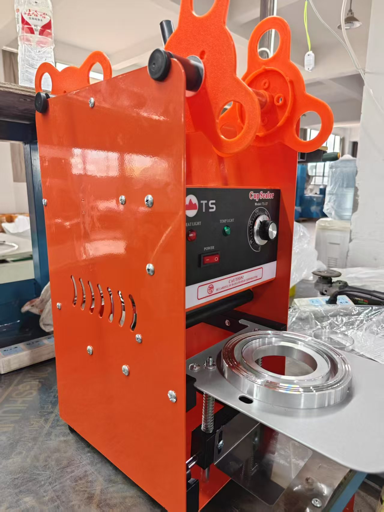 f738b0fd75e77d4052670343c1b6ba