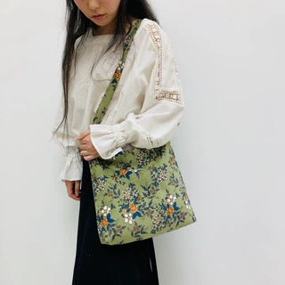 森系单肩女包斜挎碎花帆布包袋灯芯绒 大容量购物包学生书包跨境