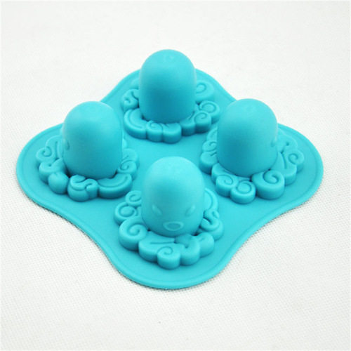 Cross-border blue octopus ice tray summer kitchen four-compartment manual ice grinder plastic TPR ice tray
