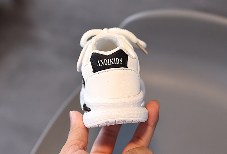 Barnens vita portvinsiga vår- och höstskor, ofta oledade, klockor, anti-läpp-löpskor i läder för pojkar och pojkar._voghion.com