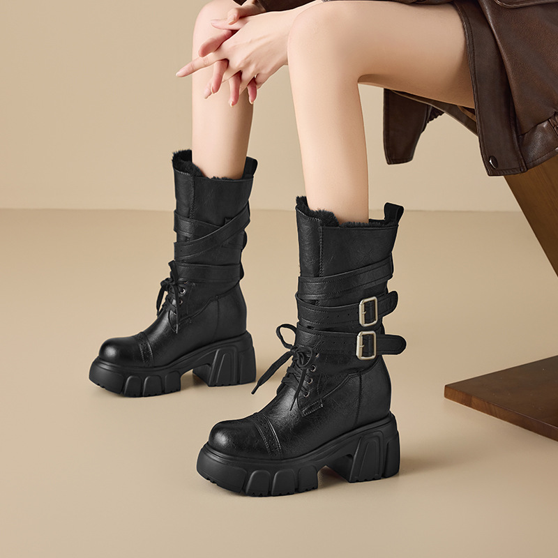 Boot cổ trung nữ gót vuông 10cm phong cách biker khóa thắt lưng — nhung nâu