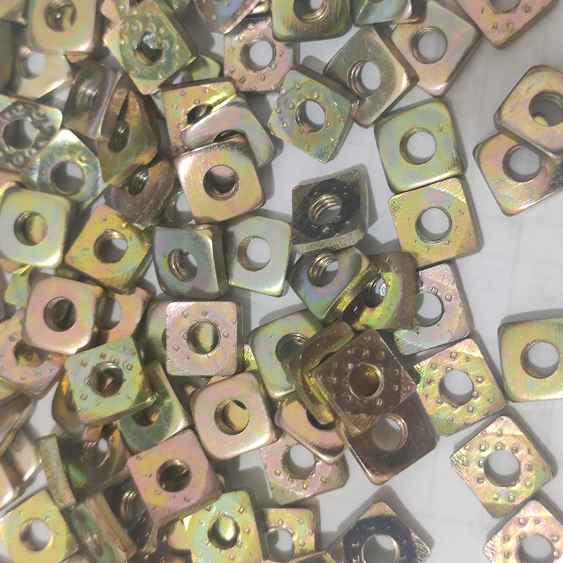 冲压四方螺母m3-m12尺寸齐全长方形菱形冲压滑块螺帽厂家批量现货