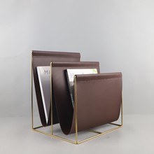 欧式轻奢金属皮革杂志架展示架艺术装饰摆件客厅书房民宿家居饰品
