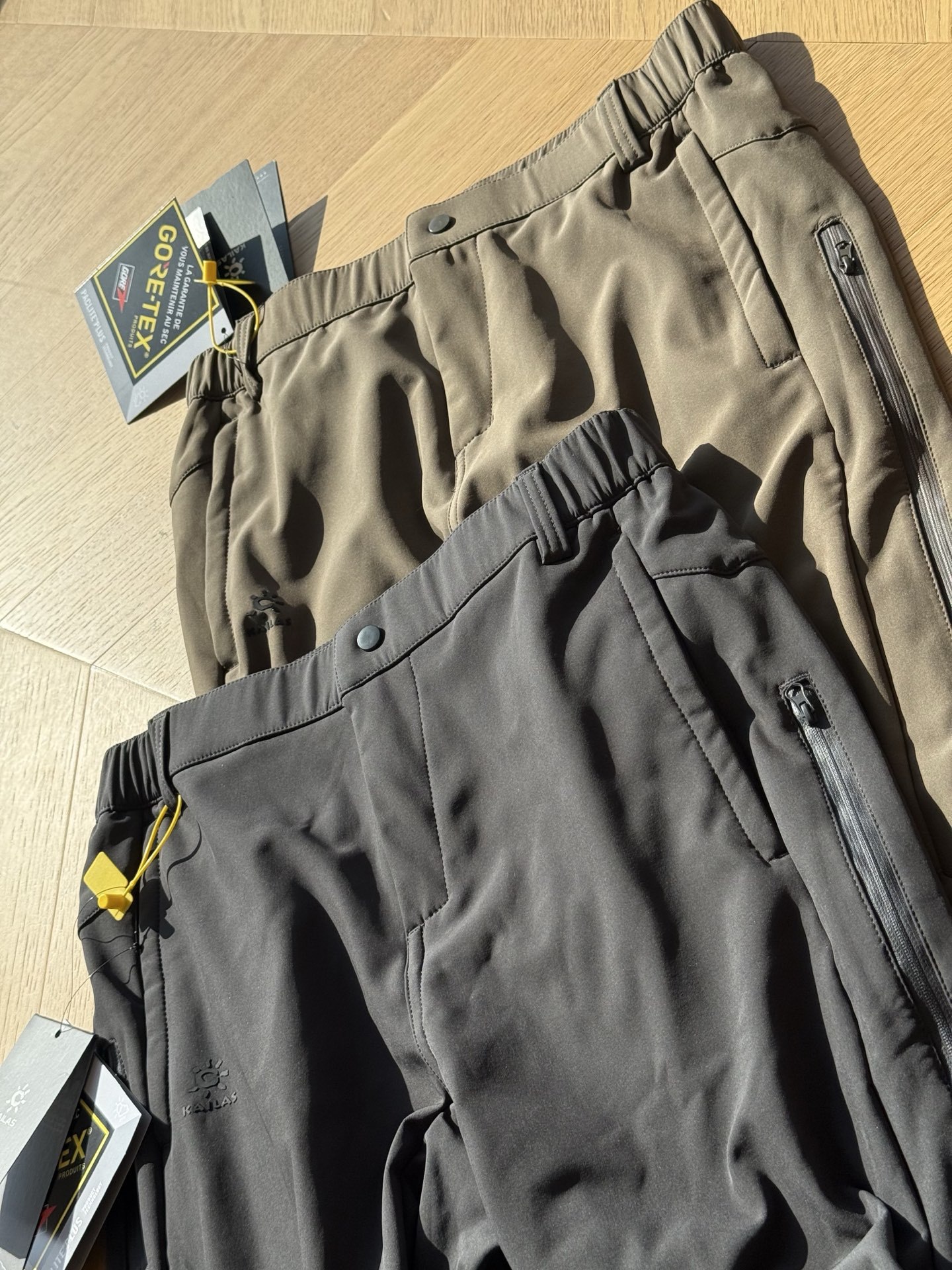 Mens Fleece Lined Softshell Hiking Trousers For Winter Autumn_voghion.com
