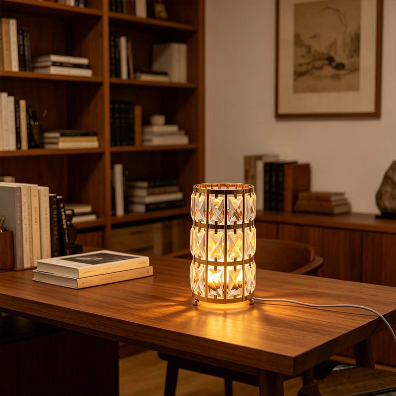 Cross-Border Light Luxury Table Lamp Decoration Led Bedroom Night Light Creative Crystal Atmosphere Lamp Home Bedside USB Small Table Lamp Cross-Border Light Luxury Table Lamp Decoration Led Bedroom Night Light Creative Crystal Atmosphere Lamp Home Bedside USB Small Table Lamp