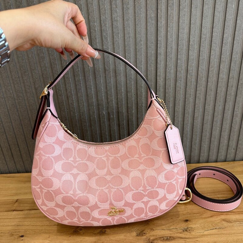 Qiu C's New Outlet Model Emily23 Medium-Sized Women's Monogram Shoulder Crossbody Half-Moon Bag Handbag