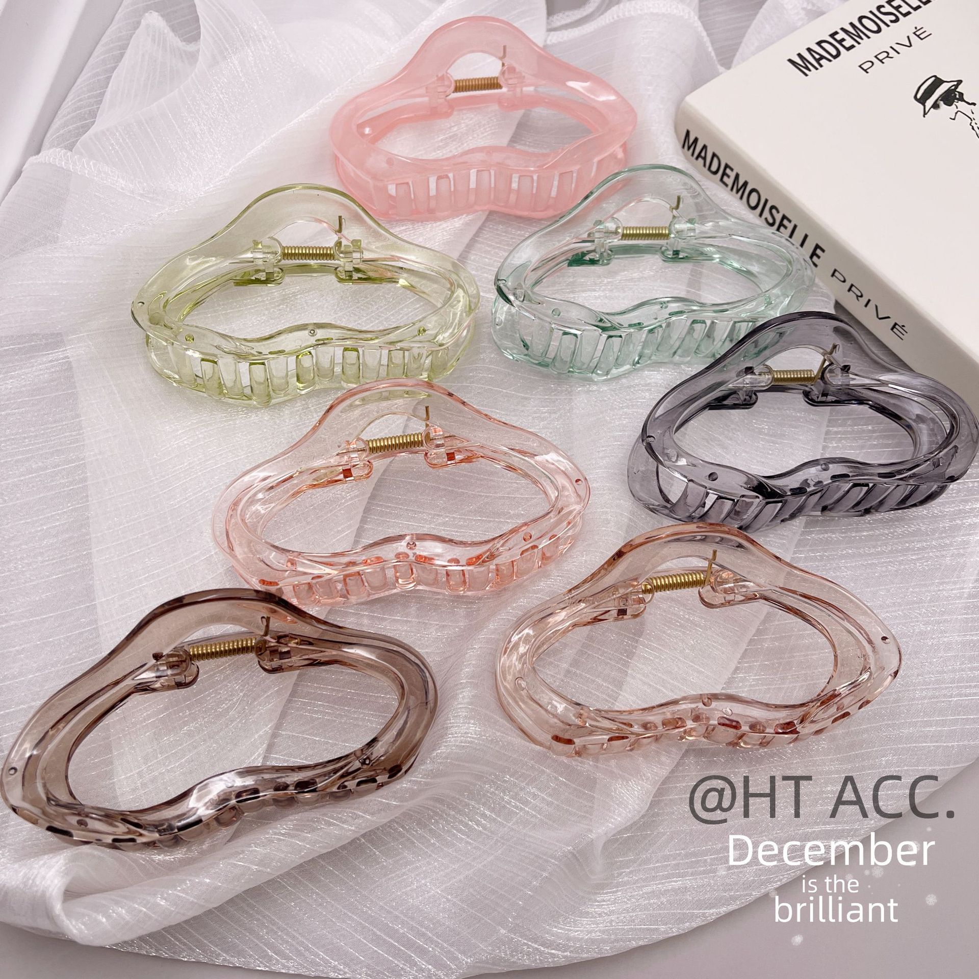 液态云朵2023新款透明水晶系列发饰高级感发夹后脑勺抓夹鲨鱼夹PC