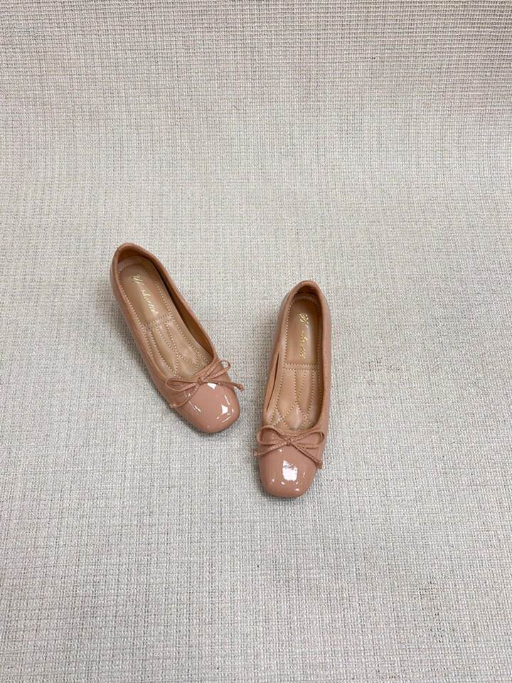 Giày cao gót nữ mũi vuông đế trong tăng chiều cao 7 cm, thắt nơ, kiểu lười hở gót, chất liệu da bò — Hàng có sẵn màu đen, Hàng có sẵn màu đỏ, Màu nude, hàng có sẵn chi tiết 3