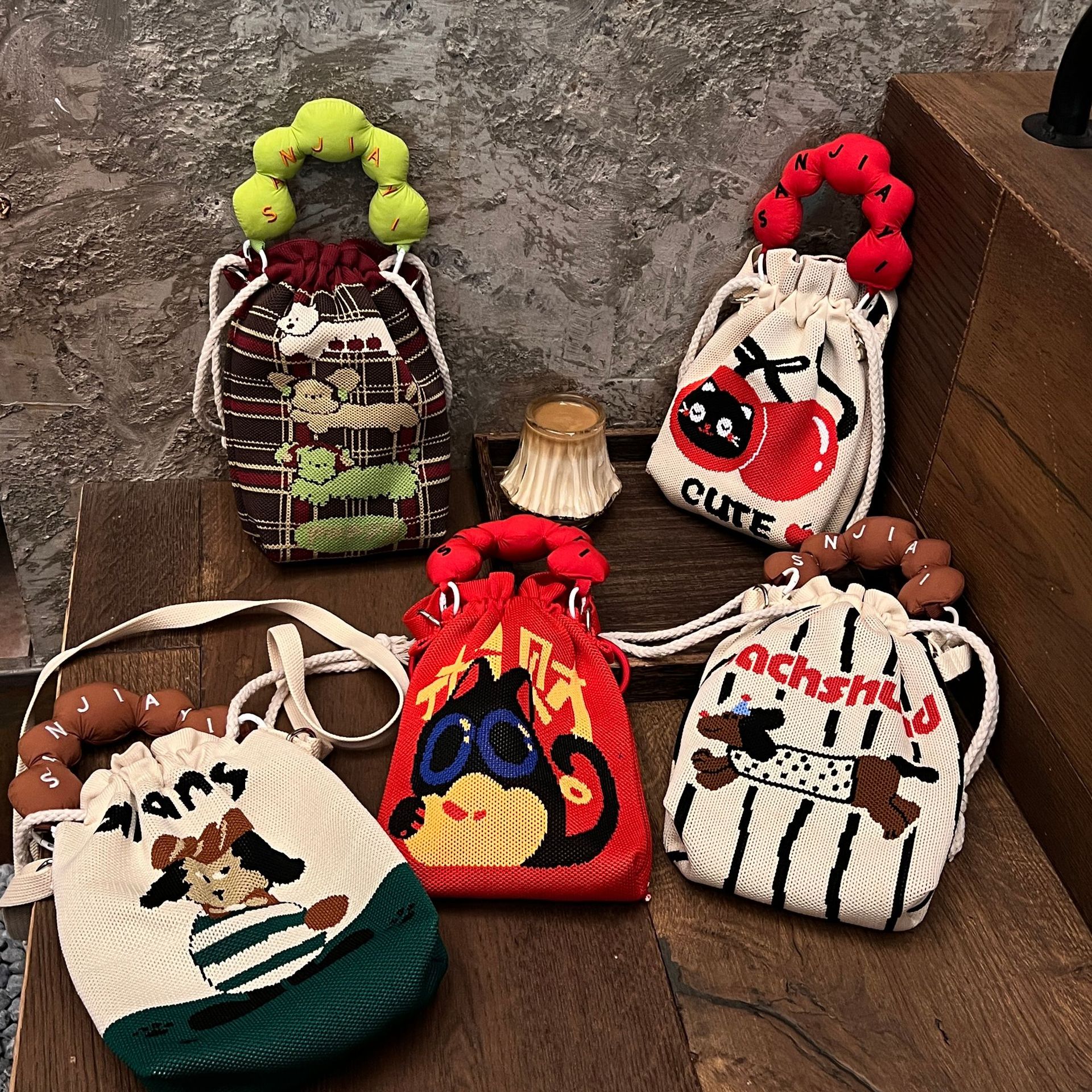Cute universal design knitted purse