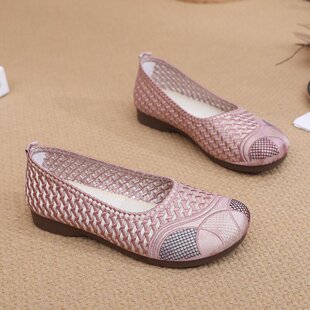 2024 New Cloth Shoes Slip-on Flying Woven Breathable Soft Bottom Middle-aged and Elderly Ladieswear Women's Single Shoes