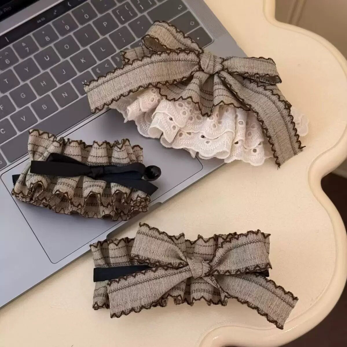 Grote haarklemmen voor dik haar vintage stijl accessoires_voghion.com