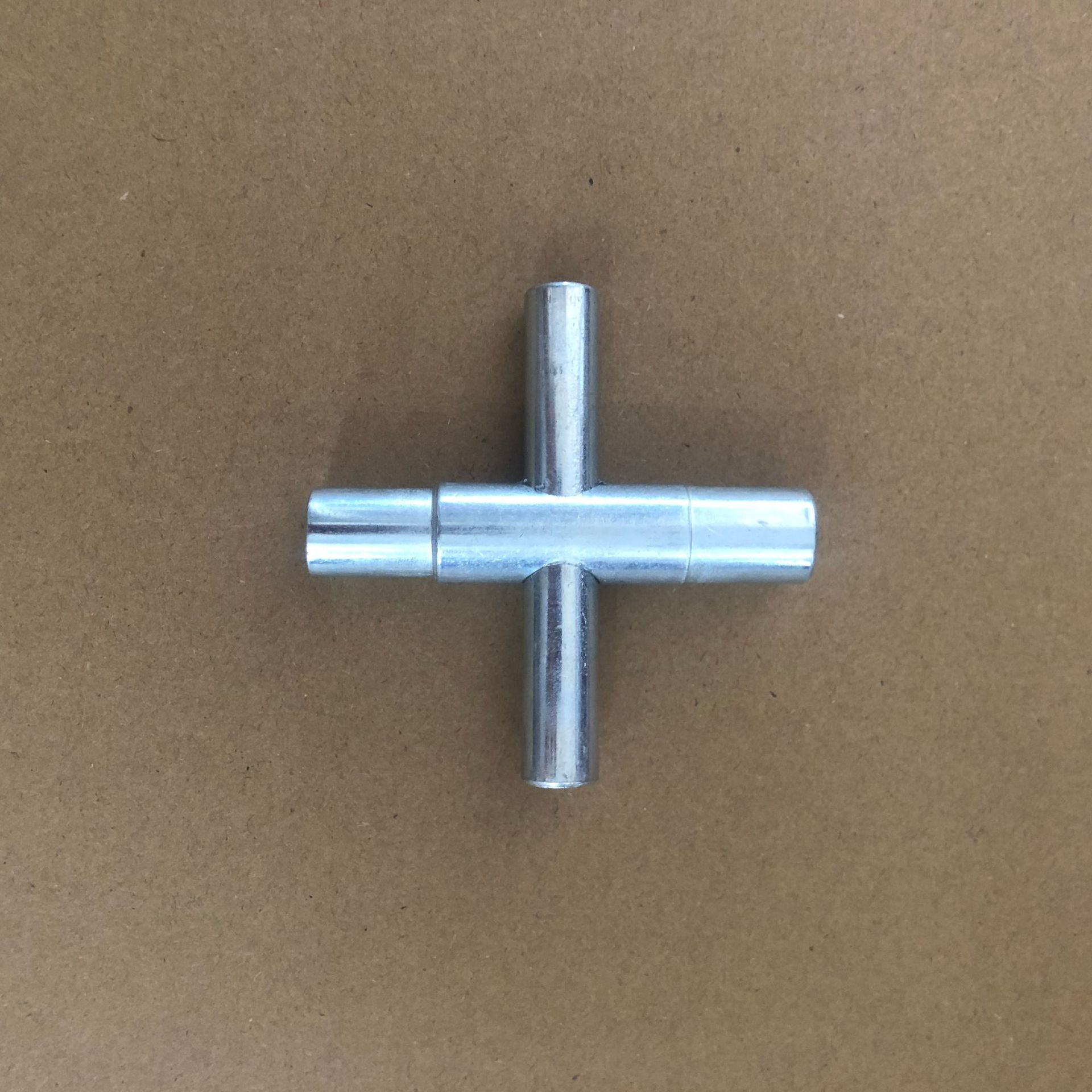 多功能十字水龙头扳手不锈钢万能阀门四向调节维修工具厂家批发