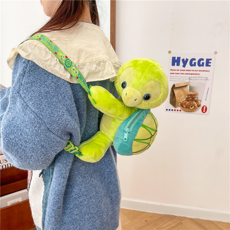 Cross-border cartoon cute turtle Plush Backpack simulation turtle children's bag grab machine doll exchange gift