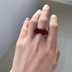 Adorable girl-themed velvet ring, retro plush butterfly bow open ring, French sweet style, autumn and winter, popular on social media