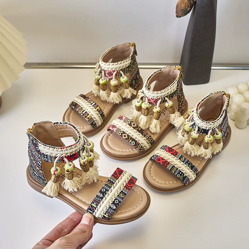 Сандалии для девочек, новинка лета 2024, самая модная обувь принцессы, детская обувь на мягкой подошве с кисточками в этническом стиле