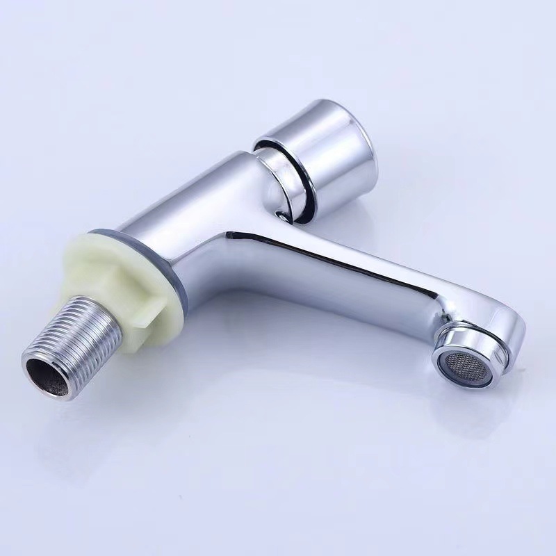Copper washbasin press the delayed washbasin faucet, hand press the delayed faucet, public hygiene washbasin faucet Application Scenario