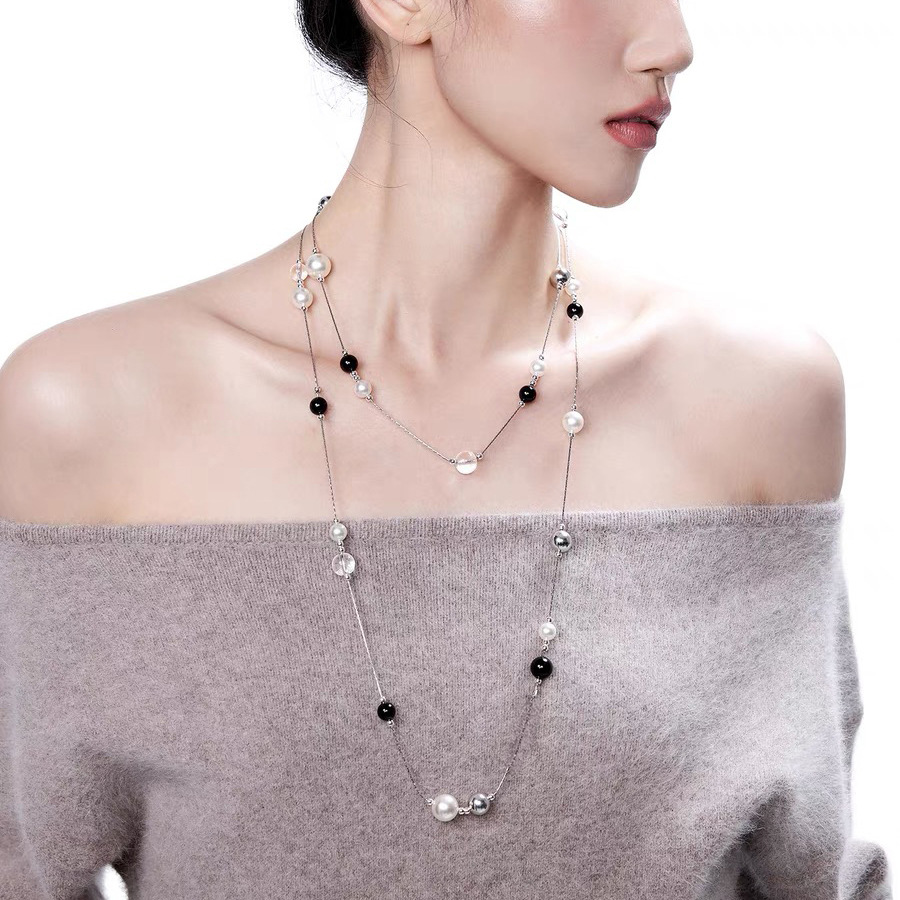 Elegant Black White Pearl Necklace Women Long Multi-Wear wash sweater Chain Lightweight Luxury Clavicle Necklace Fashion Accessory display picture 7