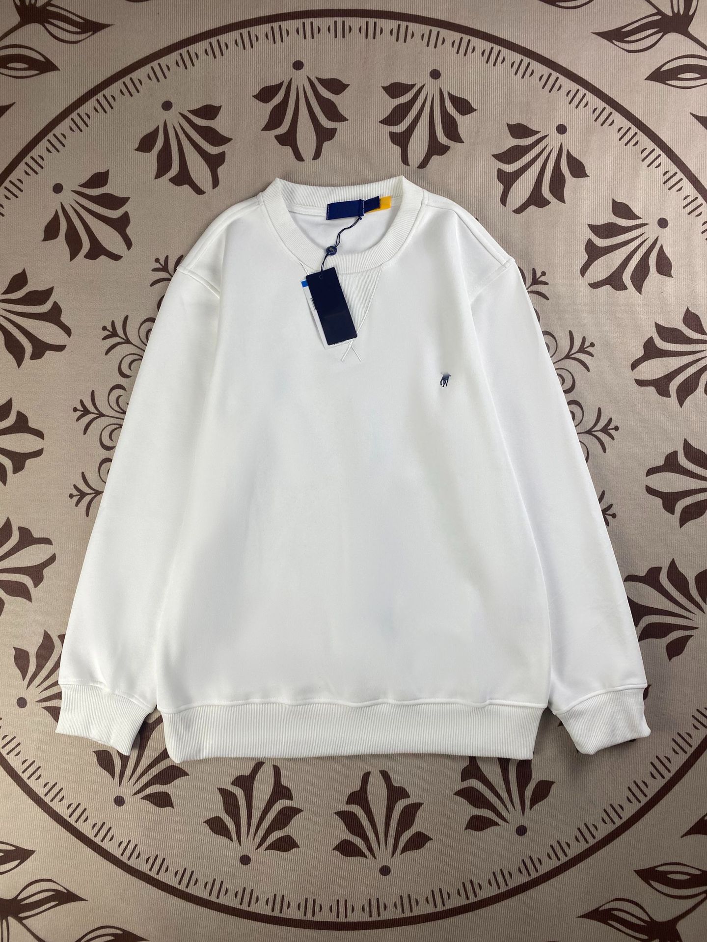 2245---스웨터 화이트