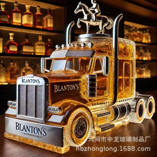 Классическая автомобильная стеклянная бутылка вина полуфургон виски бутылка автомобиля виски бутылка