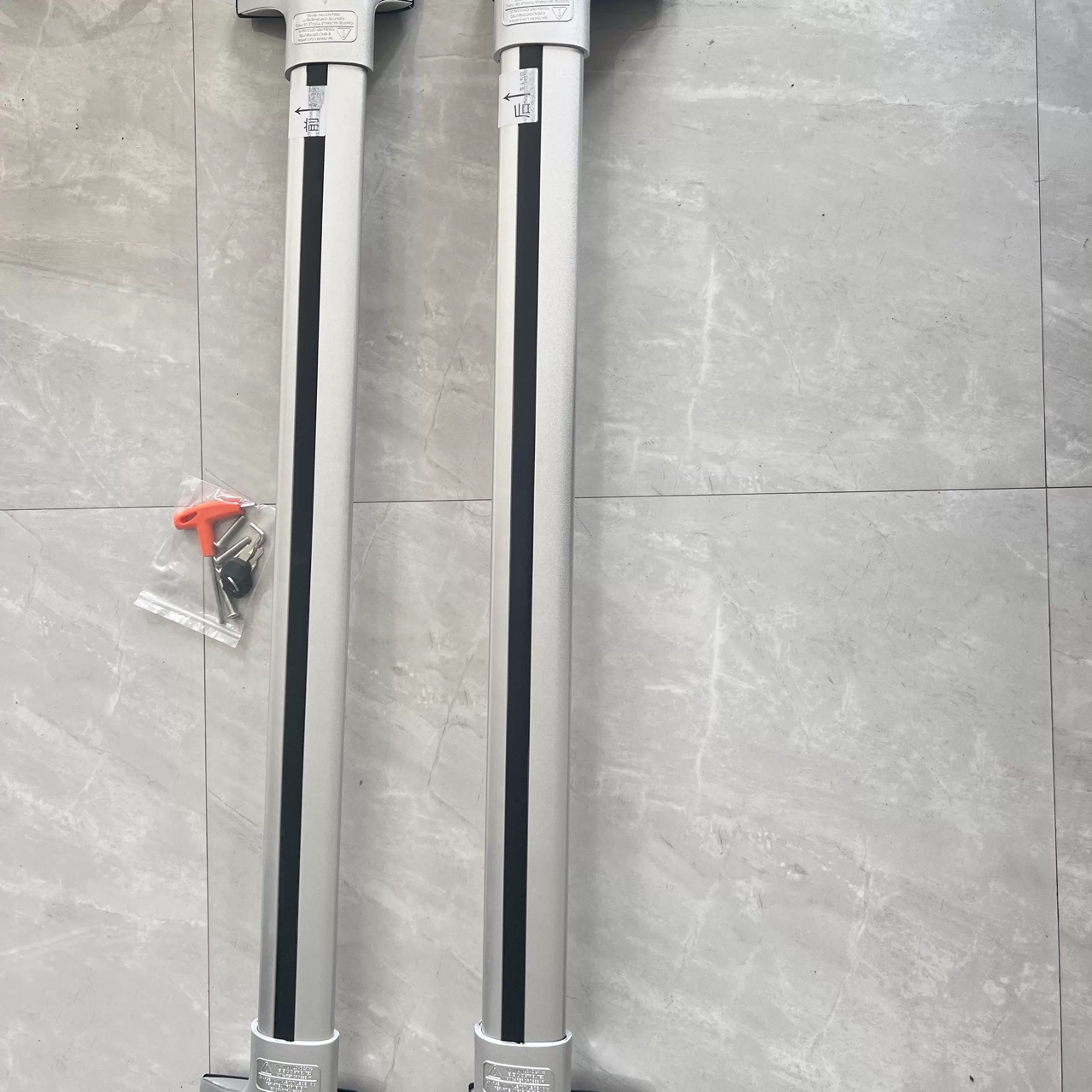Heavy-Duty Aluminum Alloy Crossbars for 22-25 Models of Highlander, Crown, and Corolla, Specifically Designed for Car Roof Racks