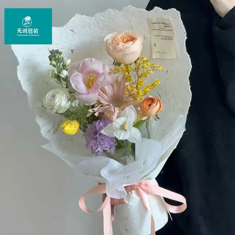 新款花瓣手撕东巴纸花束礼物鲜花包装纸手工DIY材料艺术款包花纸