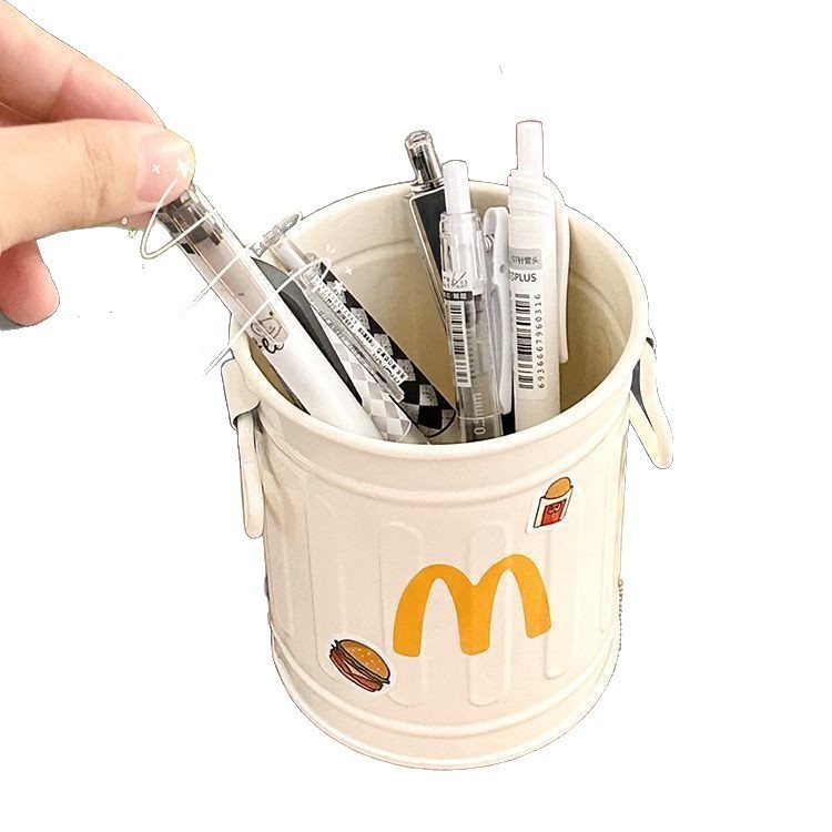Fábrica al por mayor Macdonald Tie Tong Mai Puerta de bolígrafo creativo pequeño bolígrafo de escritorio adornos encantadores adornos de escritorio