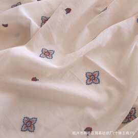 纯棉冰丝麻米色田园风绣花布料刺绣布手工DIY衬衫连衣裙服装面料