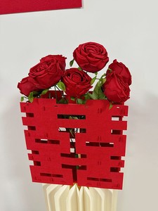 30cm 조립 하이 + 장미 7개(빨간색)