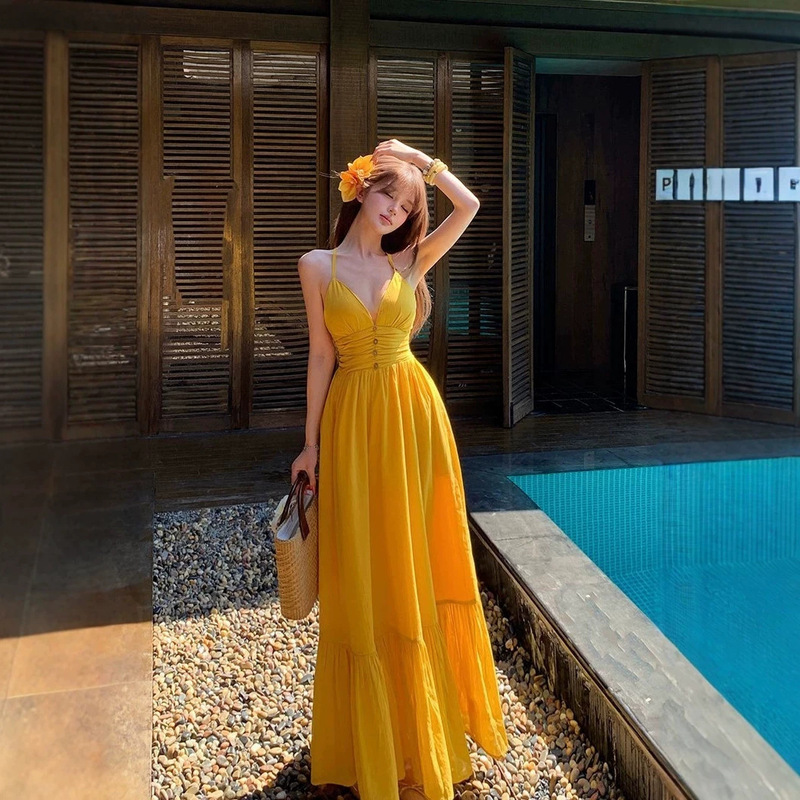 Resort-Style Mango Yellow Backless Suspender Dress with Breast Pads for Women, Summer Lazy French Style Slim-Fitting Long Dress Resort-Style Mango Yellow Backless Suspender Dress with Breast Pads for Women, Summer Lazy French Style Slim-Fitting Long Dress