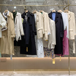 品牌尾货服装批发四季青女装档口高品质大牌撤柜尾款清货直播货源