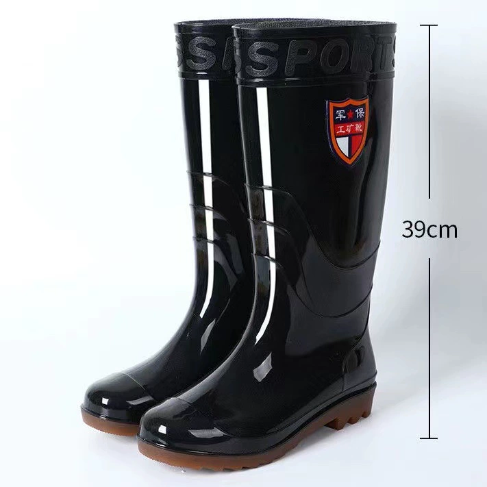 Заводской магазин Охрана труда Черные резиновые сапоги Нескользящая подошва из говядины со средним стволом и высоким стволом Дождевые сапоги с коротким стволом Сельскохозяйственная резиновая обувь Зимняя