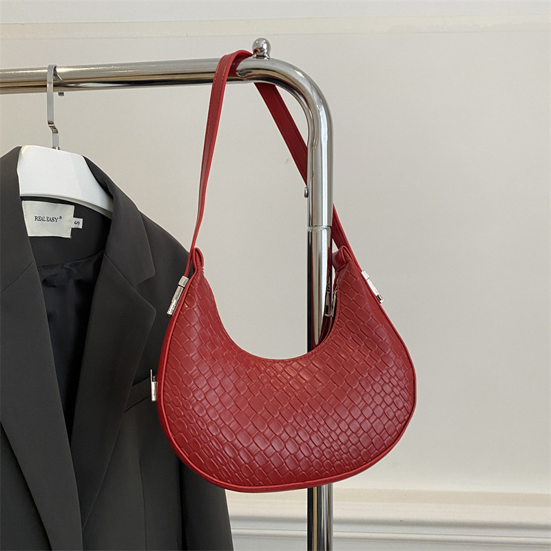 Nuevo bolso de medio mes, bolso de hombro de mensajero portátil ajustable, bolsa de media luna de moda, bolsa de bola de masa, 2024 invierno de alto valor