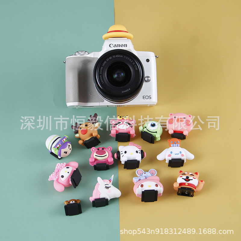 Three-dimensional cartoon hot boot cover cute pig big eye TAXI sea camera hot boot cover dustproof protective cover