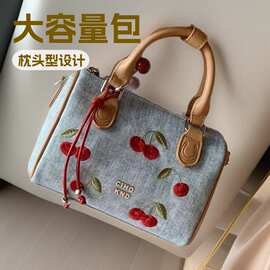 甜心樱桃手提包包女士牛仔蓝波士顿包超火上班小拎包