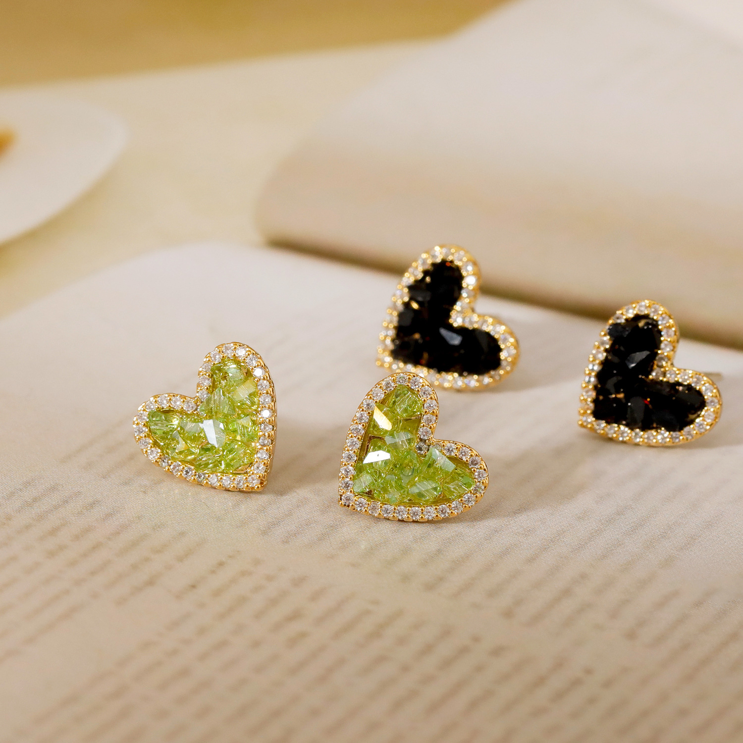 Summer green earrings
