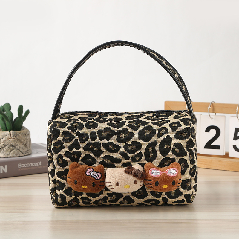 표범 무늬 화장품 가방