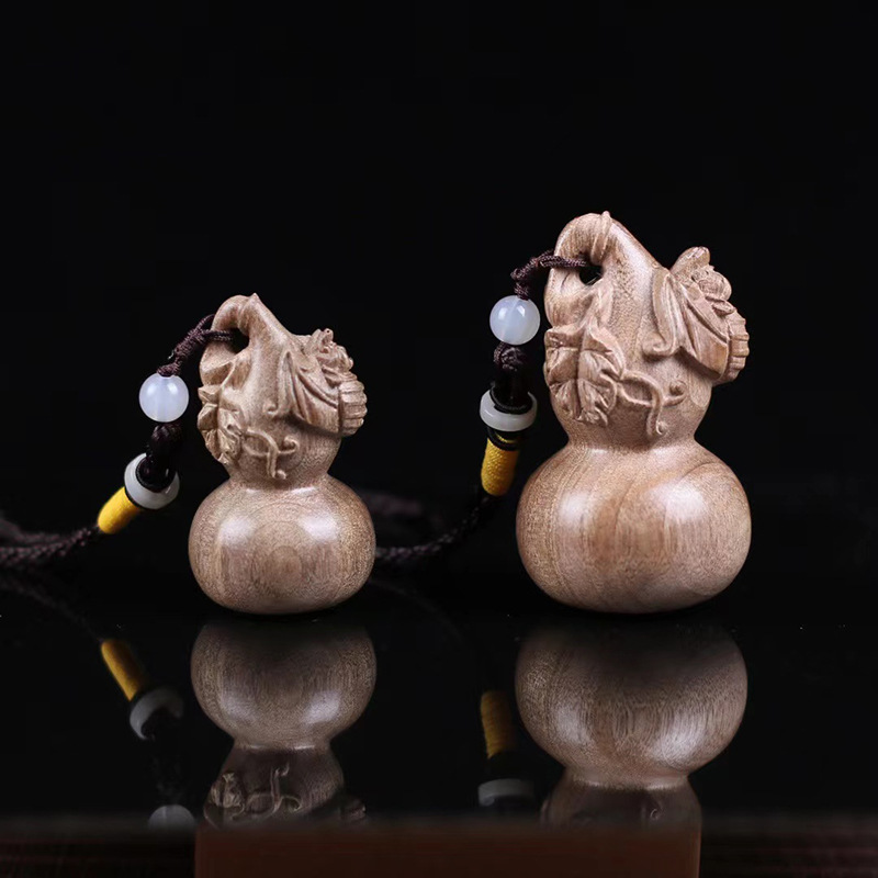 天然金丝楠木雕刻葫芦造型手把件手工打磨木质挂件古典风红木礼品