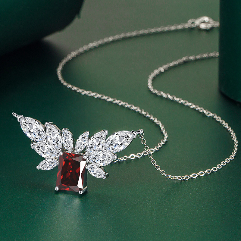 Fashion Geometric Copper Inlay Zircon Pendant Necklace 1 Piece