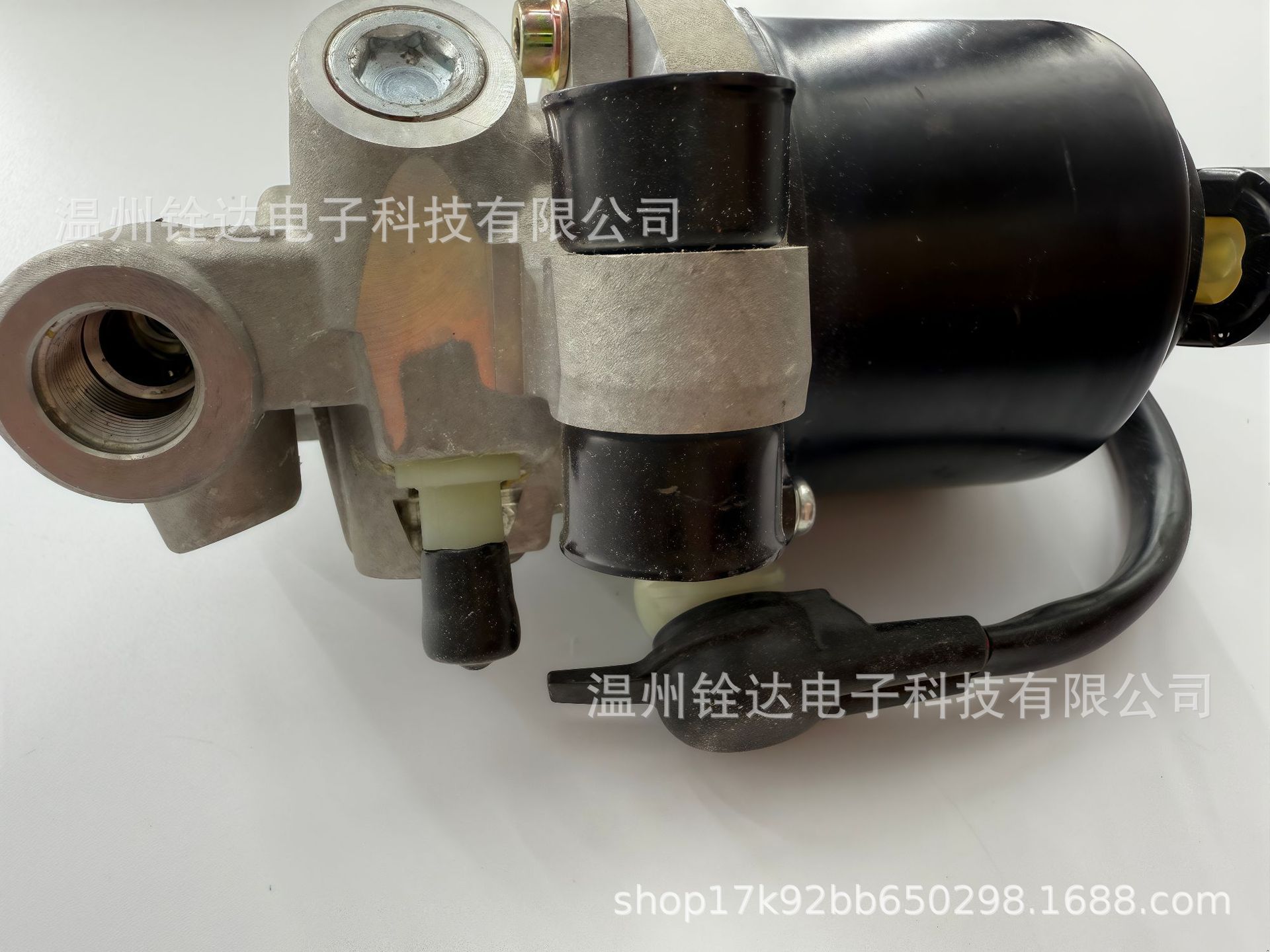 微信图片_20251117190540_261_92.jpg