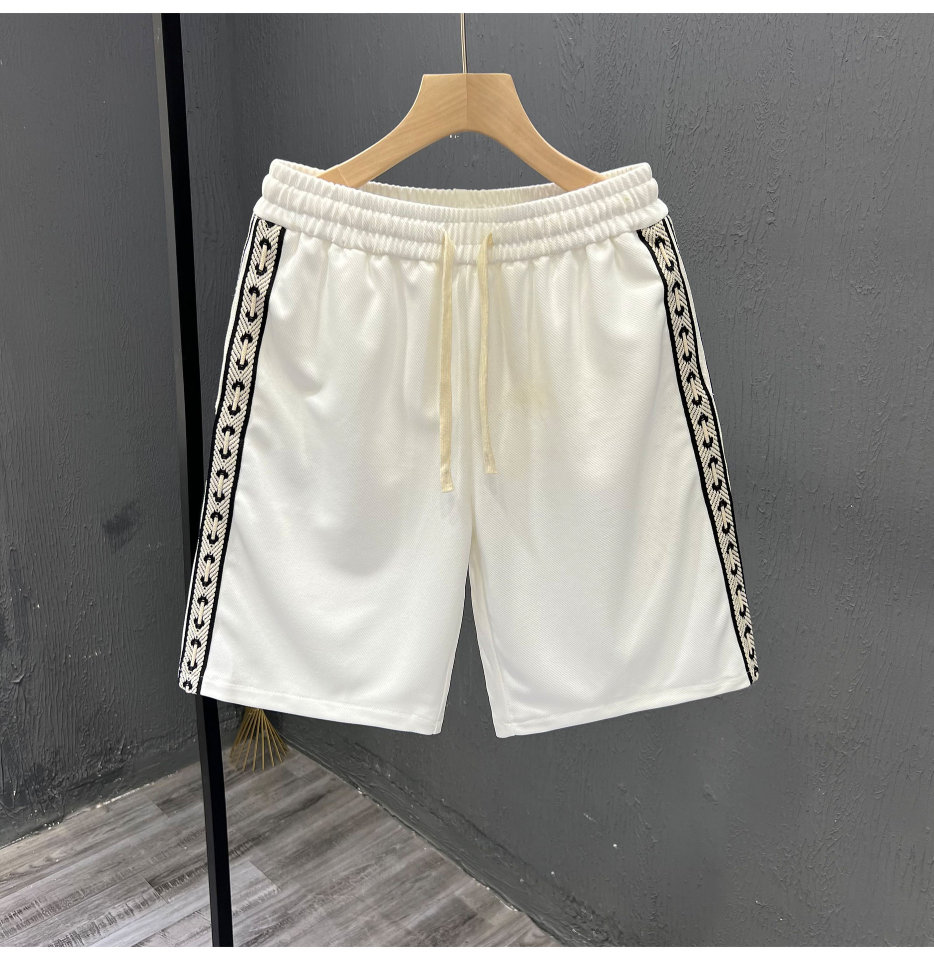 Pantaloncini sportivi estivi alla moda di Instagram, pantaloni Pent impiombati a linea aperta, pantaloncini larghi casual da uomo_voghion.com