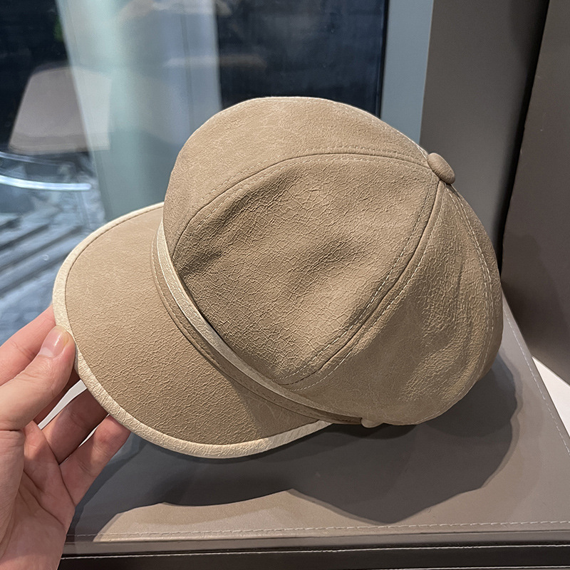 2024 nuevo sombrero octogonal de cuero PU mujeres otoño invierno color coincidente sombrero de lengua de pato hombre calle casual cara gorra de periódico pequeño