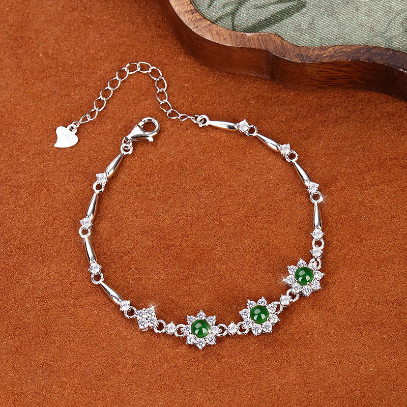 Fabricantes al por mayor de alta calidad hielo transparente material peligroso natural agua azul pulsera de jade s925 con incrustaciones de plata pequeño diseño fresco