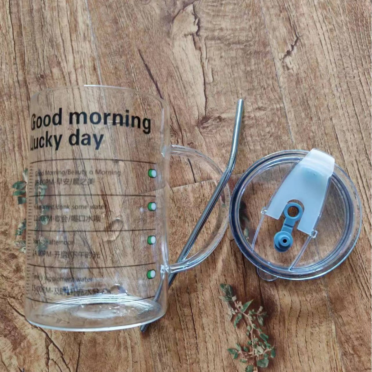 Resistente al calor ins Internet celebridad de gran capacidad de alta temperatura de vidrio borosilicato resistente elevar taza de agua con tapa y paja taza al por mayor