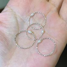 S925纯银极细珍珠素圈戒指女高级感小众设计感超好看的食指戒