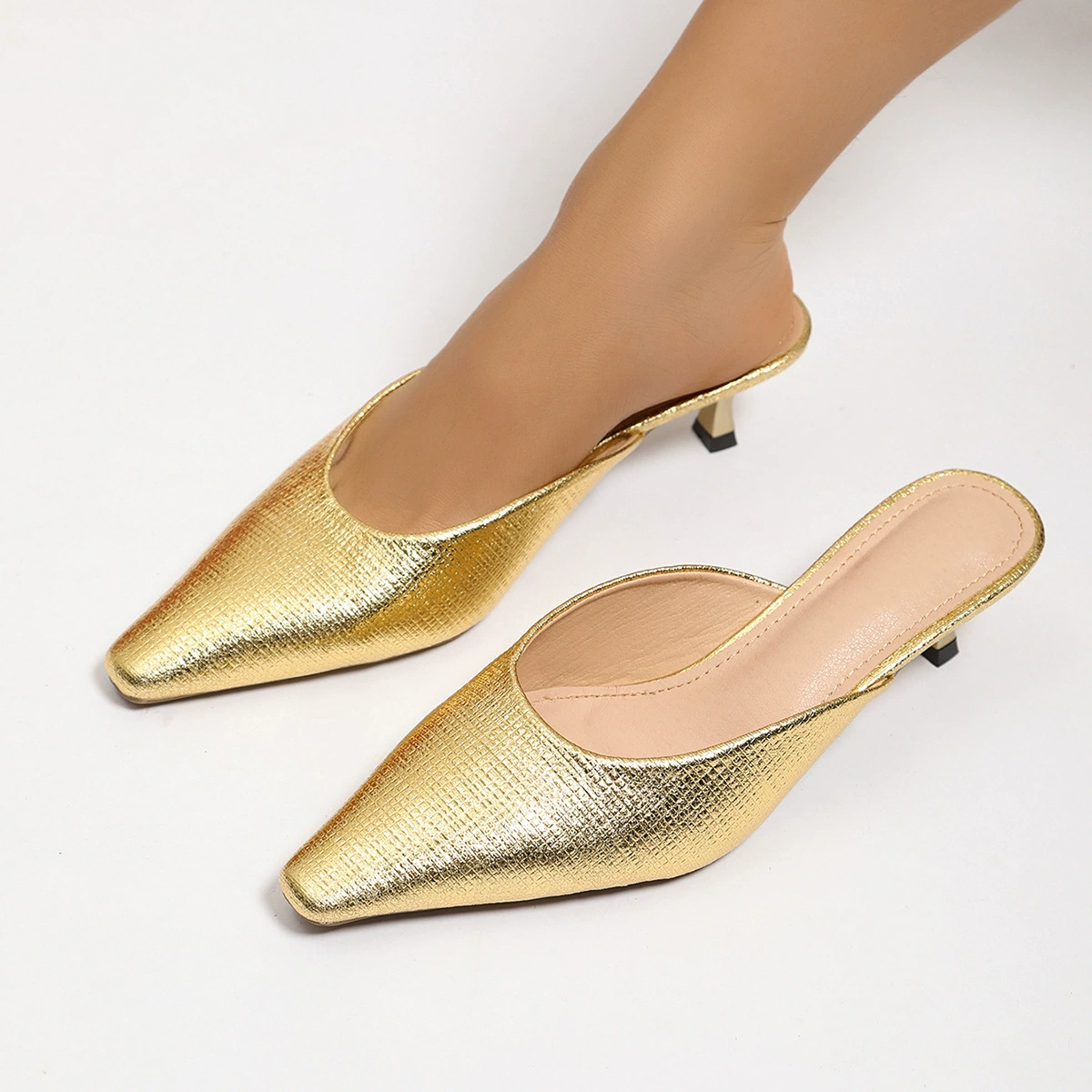 2025 новые летние французские туфли на высоком каблуке, шпильки, элитные туфли-мюли с открытым носком и задней частью, удобные домашние тапочки для повседневной носки