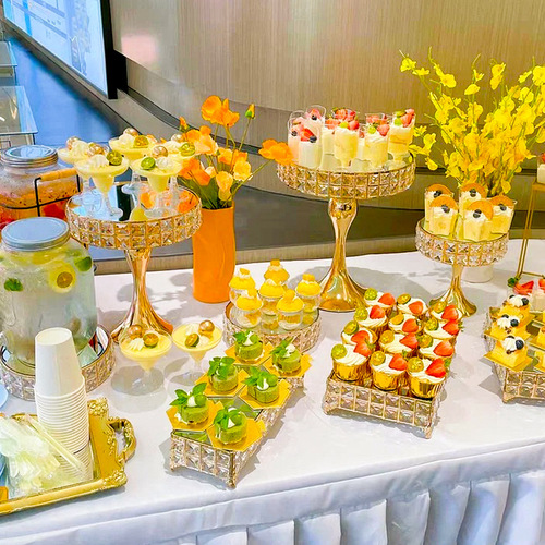 UG73 European dessert table display stand decoration cake snacks round crystal tray table metal iron dessert